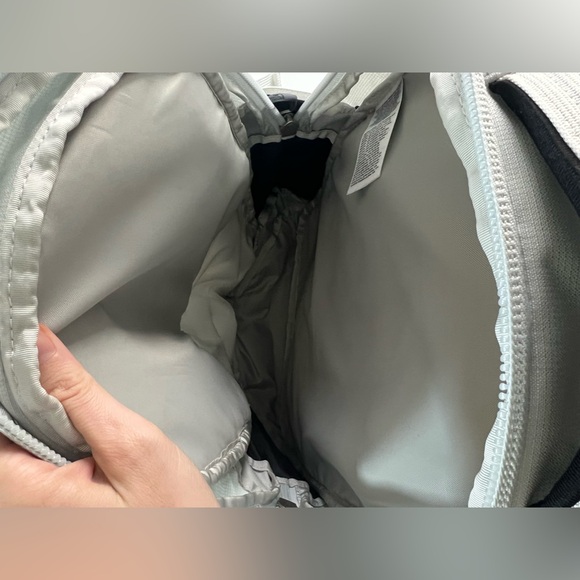 Northface recon backpack - Picture 5 of 5